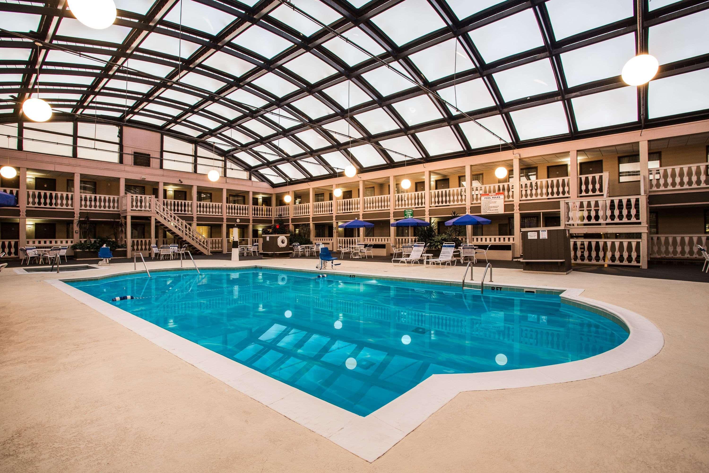 Americinn By Wyndham Janesville Exterior photo